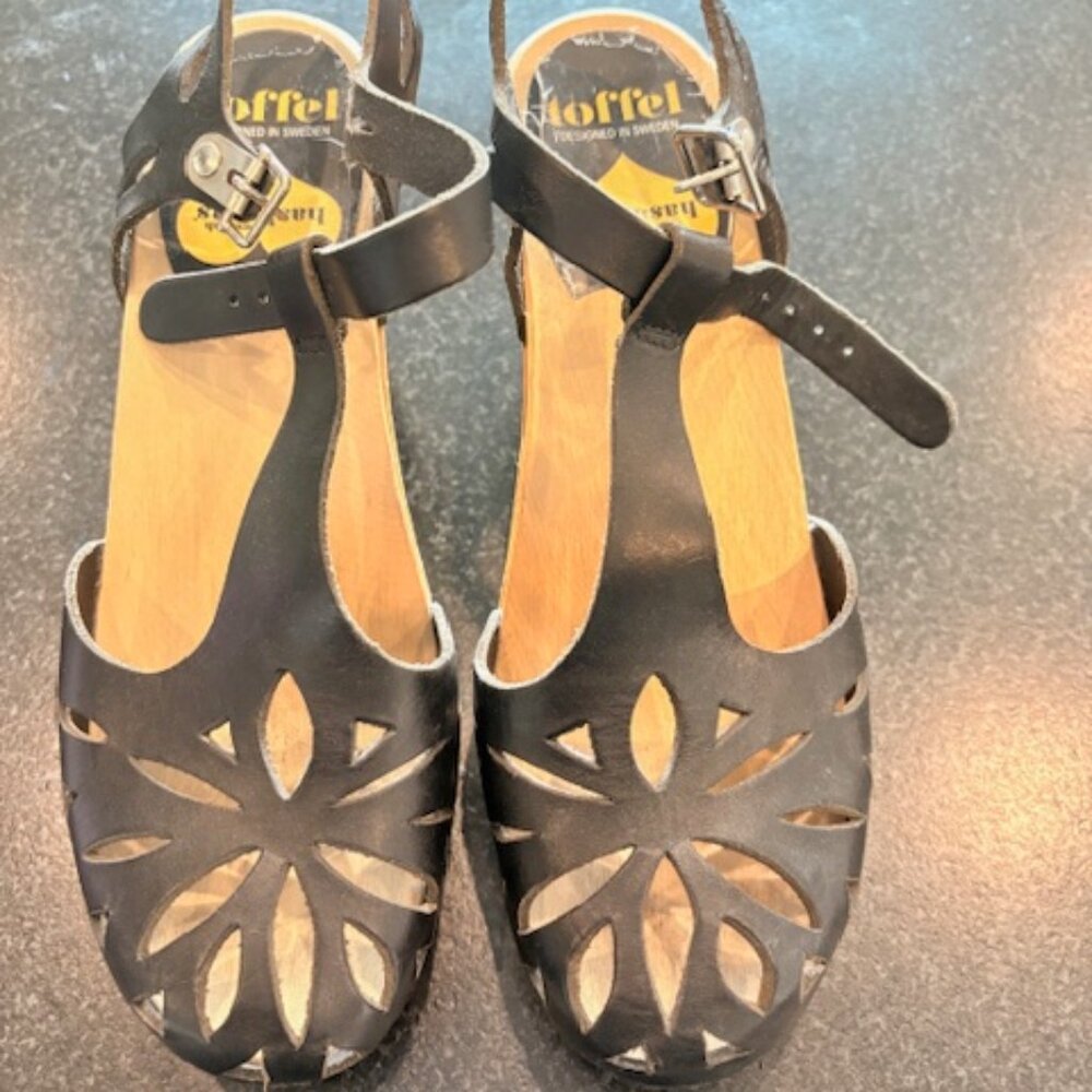Toffel Swedish Sandals